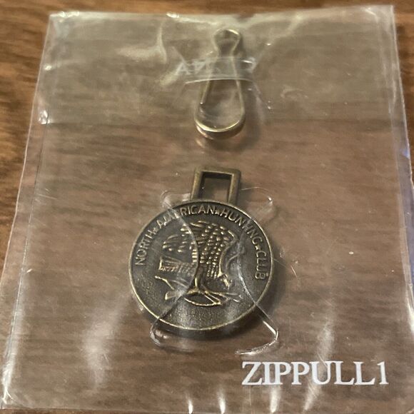 North American Hunting Club Jacket Zipper Pull Fob Key Ring New In Packaging - Picture 3 of 6
